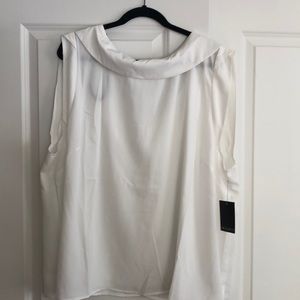 White ELOQUII Cap Sleeve Top